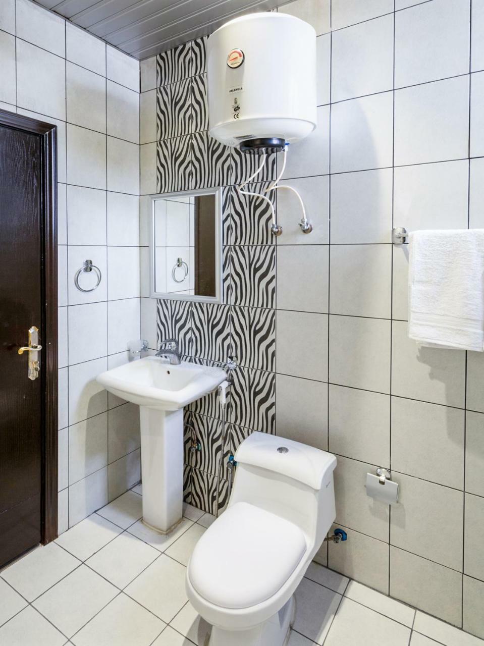 Orchida Al Hamra Hotel Rijád Kültér fotó